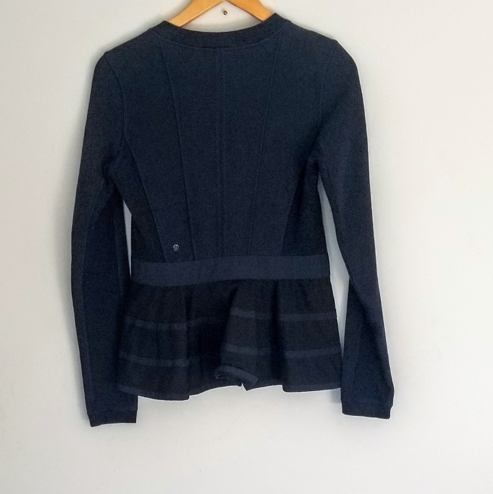 Lululemon Ruffled pullover - Picture 3 of 4